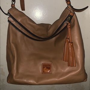 RARELY WORN: Dooney & bourke leather satchel bag